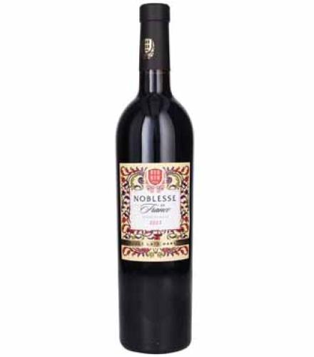 Noblesse de France Velvet Semi Sweet Red