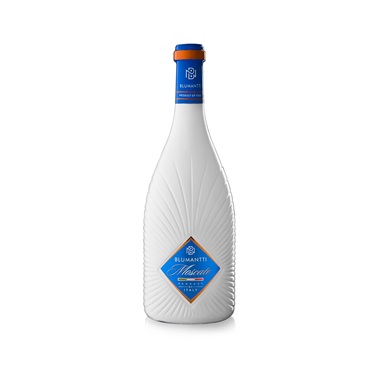 Blumantti Kosher Moscato wine Lightly sparkling Italian white wine Sweet and fruity with tropical hints 